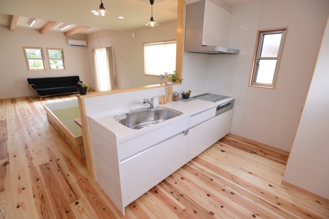 【建築中事例紹介】高台の立地に建つ家事ラク動線の住まい〜vol.3 契約と各種申請〜