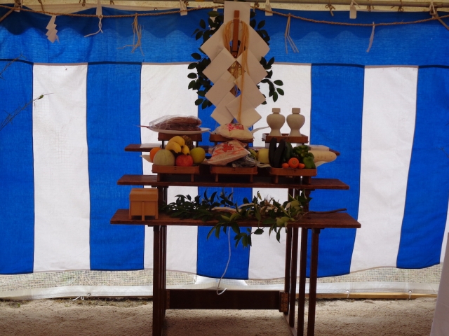 【建築中事例紹介】高台の立地に建つ家事ラク動線の住まい〜vol.4 地鎮祭と基礎工事