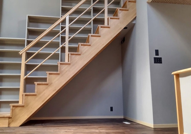 階段下のスペースはどう使う？活用アイデアをご紹介